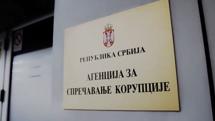Razrešiti direktora Agencije
